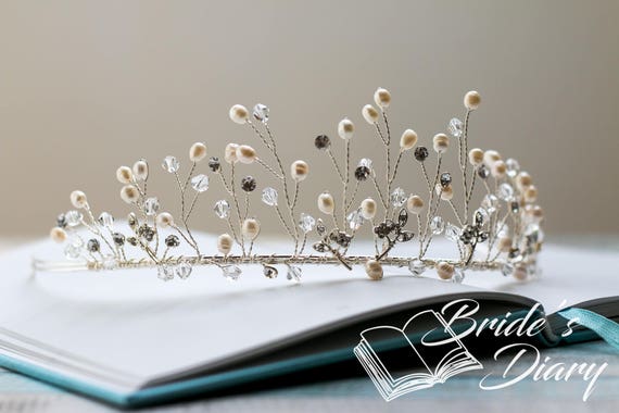 Bridal Crown With White Freshwater Pearls, Rhinestones and  display picture 3