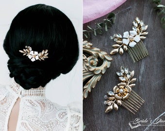 Floral wedding hair jewelry, bridal hair comb with clear rhinestones and flowers, bridal hair accessories