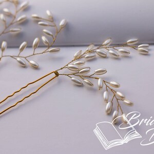 Bridal hair pin, Pearl Hair pins, gold hair pins with pearls image 4