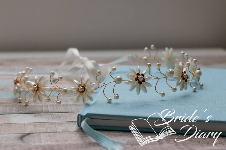 Wedding hair jewelry gold bridal wreath gold leaves with opal pearls