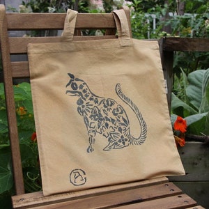 Beige Wild Flower Cat Naturally Dyed Tote Bag - Organic Cotton Bag - Indigo Dye Bag - Biodegradable and Sustainable