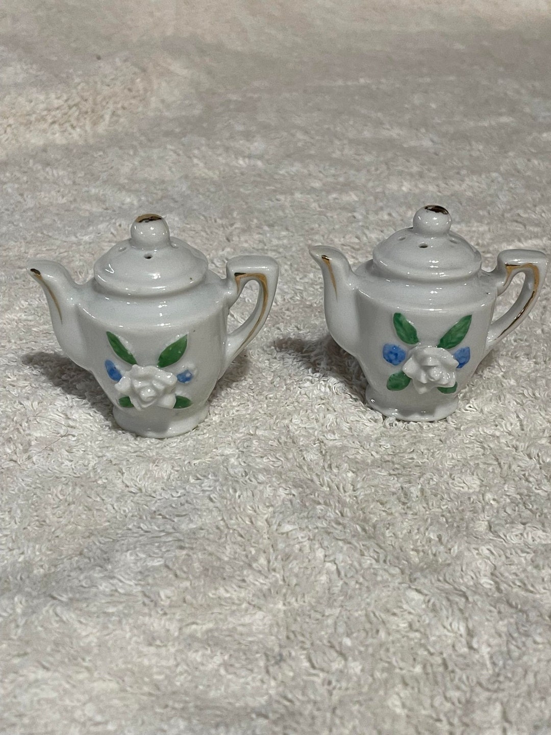 Vintage Teapot Salt and Pepper Shakers Etsy