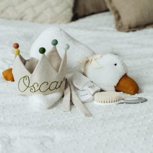 Corona ricamata a mano per compleanni di bambini e neonati, ricordo personalizzato per il primo compleanno e occasioni speciali