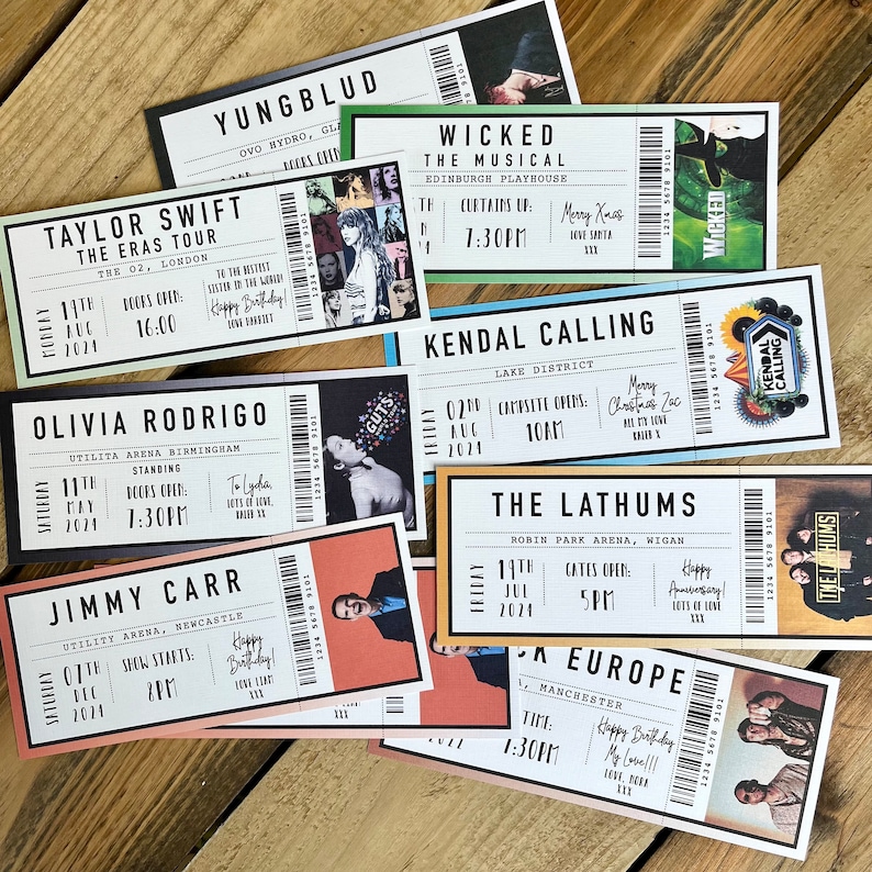 K&ouml;nnte beinhalten: Eine Sammlung von Konzert- und Showtickets mit K&uuml;nstlern wie Taylor Swift und Olivia Rodrigo. Jedes Ticket zeigt Veranstaltungsdetails, Daten und Veranstaltungsort. Die Tickets haben verschiedene Farben und Designs.