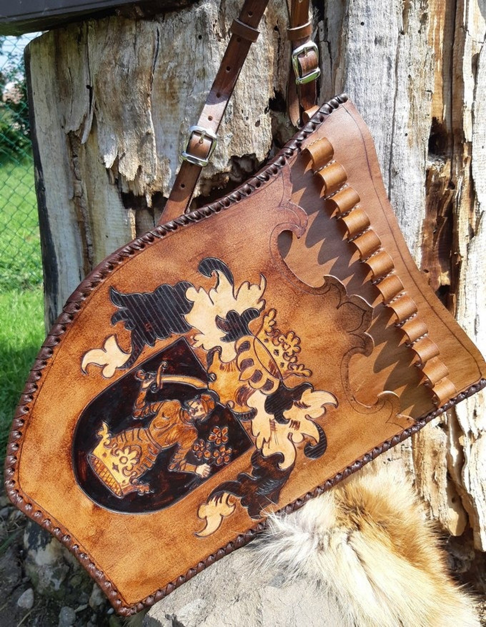 DONGKER Leder Köcher Für Pfeile - 6 Loch Taschenköcher Für Bogenschießen