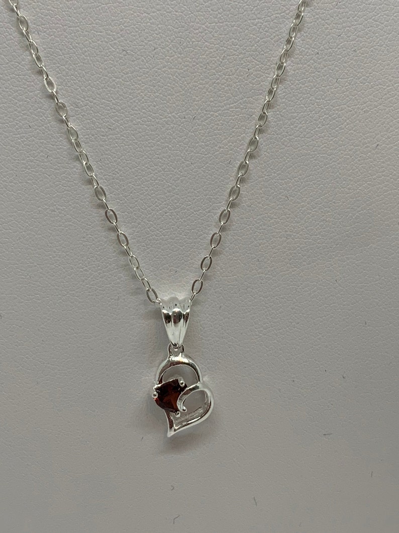 Details about Natural Heart Shape Garnet 925 Sterling Silver Chain Pendant Necklace For Women Details about Natural Heart Shape Garnet 925 Sterling Silver Chain Pendant Necklace For Women