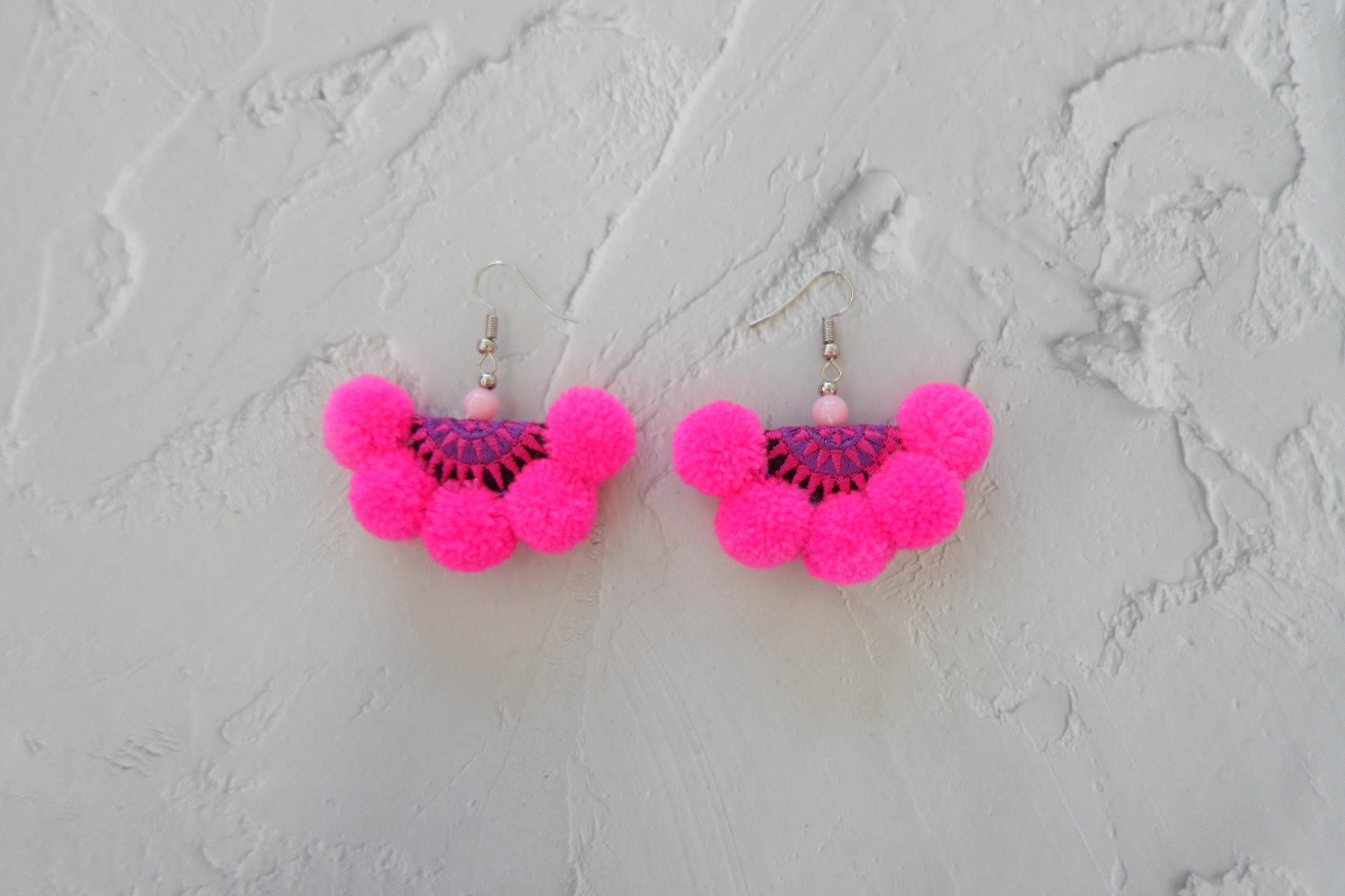 Neiman Marcus Bright Pink Pom-Pom Fan Drop Earrings Pom pom fur Teddy pink ball Pearl Hanging earrings IDW  main image 3