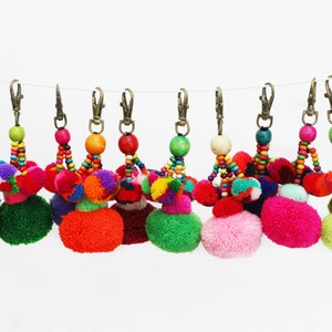 5 bunte Pompoms Schlüsselanhänger Handgemacht Accessoires Tasche Dekoration