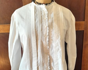 Antieke FRANSE witte Edwardiaanse blouse van puur katoen met kantborduurwerk en religieuze plooien - lange mouwen, Steampunk Victoriaans