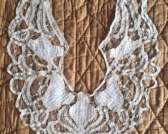 Antique French Crochet Lace Collar: Battenburg Dress Embellishment