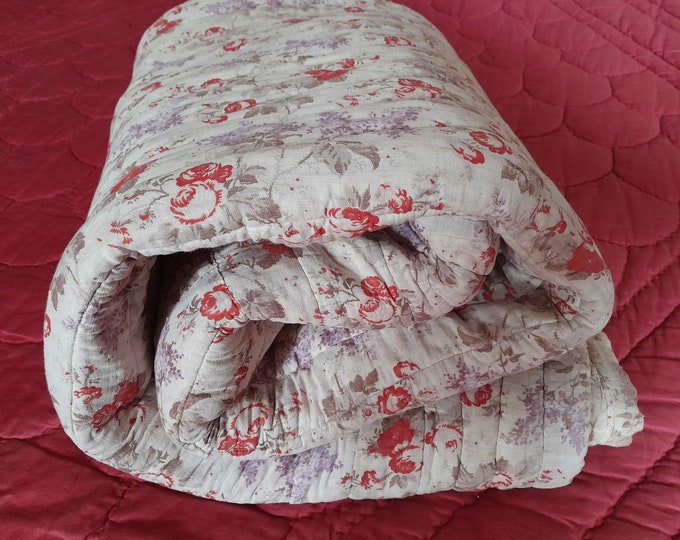 Antique French Boutis Quilt, Medium Size Coverlet, Floral Pattern, Wool