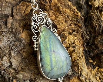 Unique labradorite gemstone pendant, boho hippie style, vintage, handmade, beautiful jewelry gift