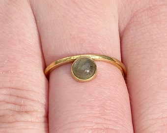 Labradorit Ring „Minimal“ größenverstellbar, Boho Hippie Style, Vintage, Handarbeit, schönes Schmuck Geschenk