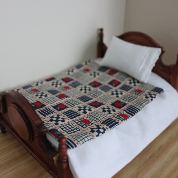 Handsewn printed fabric patchwork quilt/Miniature double bed quilt