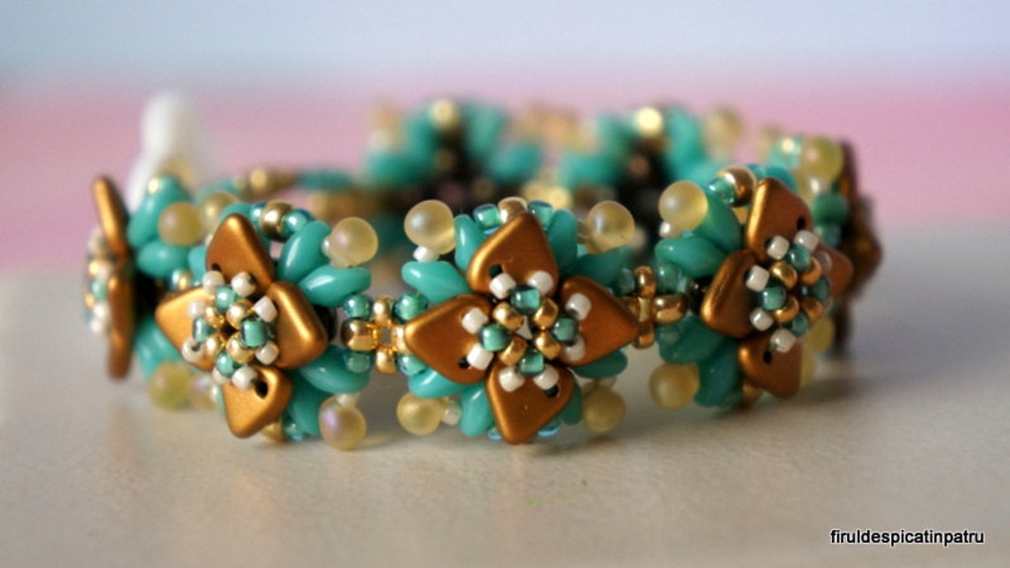 Pond Lilies Bracelet/ Beaded Flower Bracelet/ Beadwoven Etsy