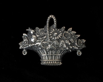 Pretty Vintage Silver plated Basket of Flowers Brooch 1930’s.