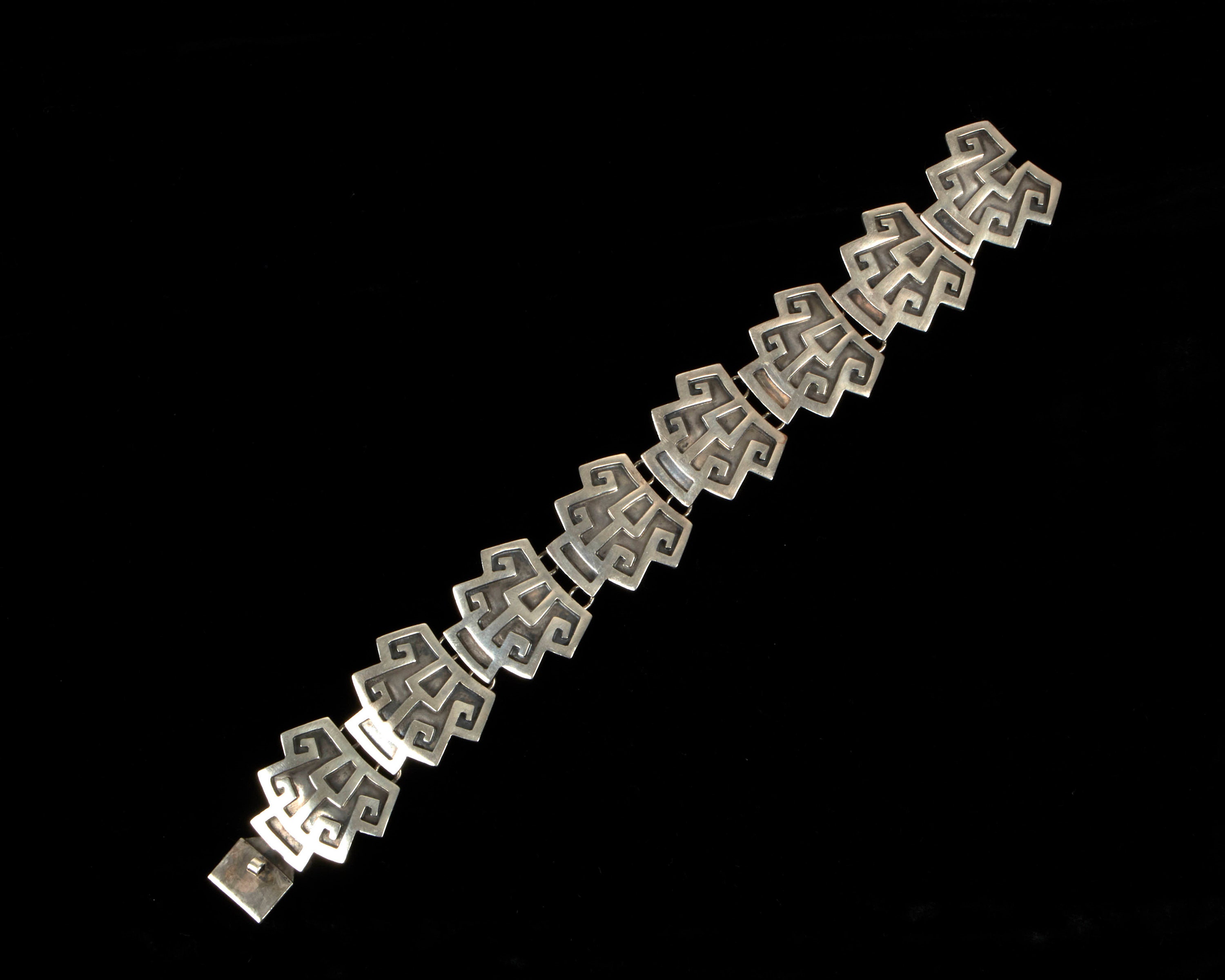 Taxco mexican silver bracelet - Etsy 日本 Taxco mexican silver bracelet - Etsy 日本