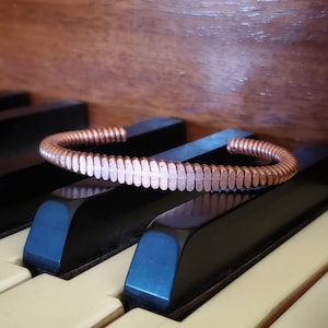 Hammered Piano String Cuff Bracelet, Unisex, Men&#39;s Bracelet, Piano Bracelet, Piano Jewelry, Do Re Mi Bracelets, Piano, Teacher Gift Idea