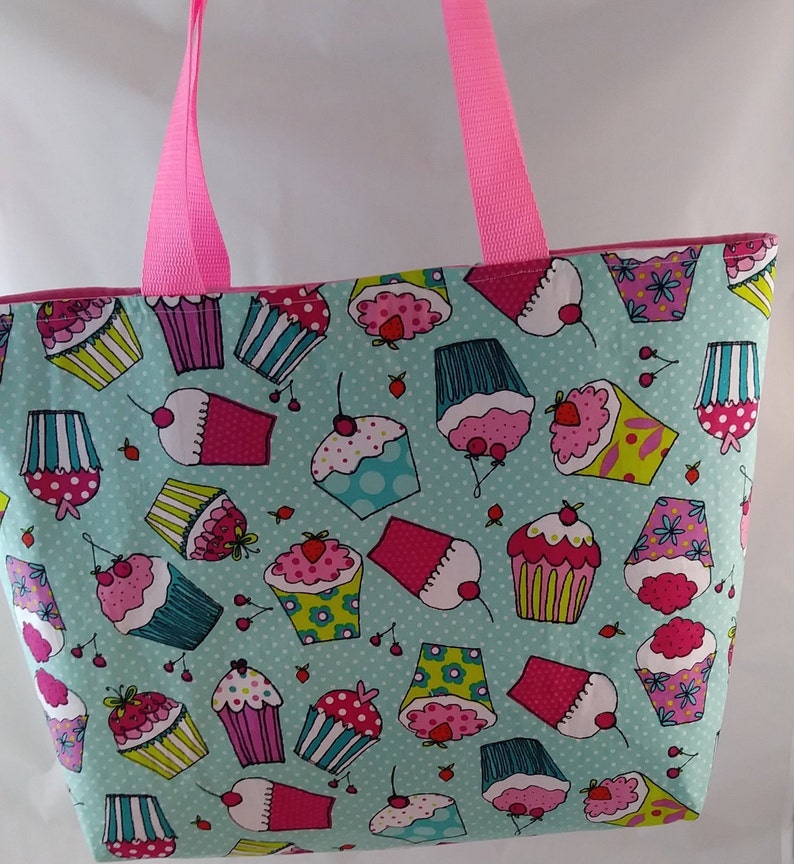 Cupcake tote bag