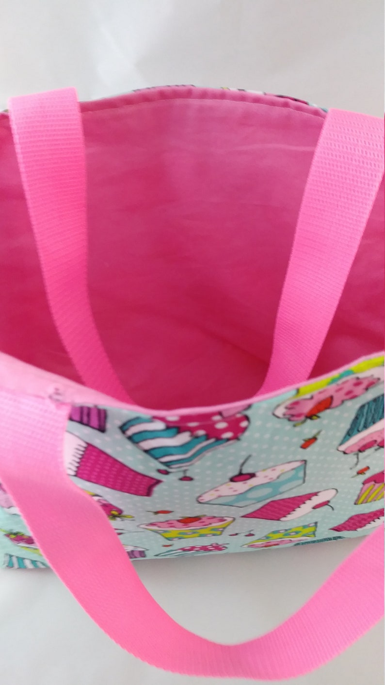 Cupcake tote bag