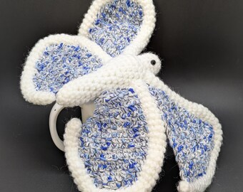 Mariposa de peluche de ganchillo