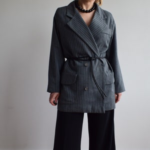 Vintage oversized double breasted blazer. Originally women’s size XL. 90’s era.