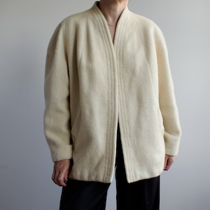 Vintage cream mohair coat. Originally women’s size M. 80’s era.