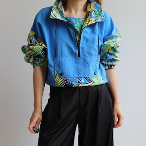 veste coupe-vent à enfiler vintage. A l'origine taille homme XL. époque des années 80.