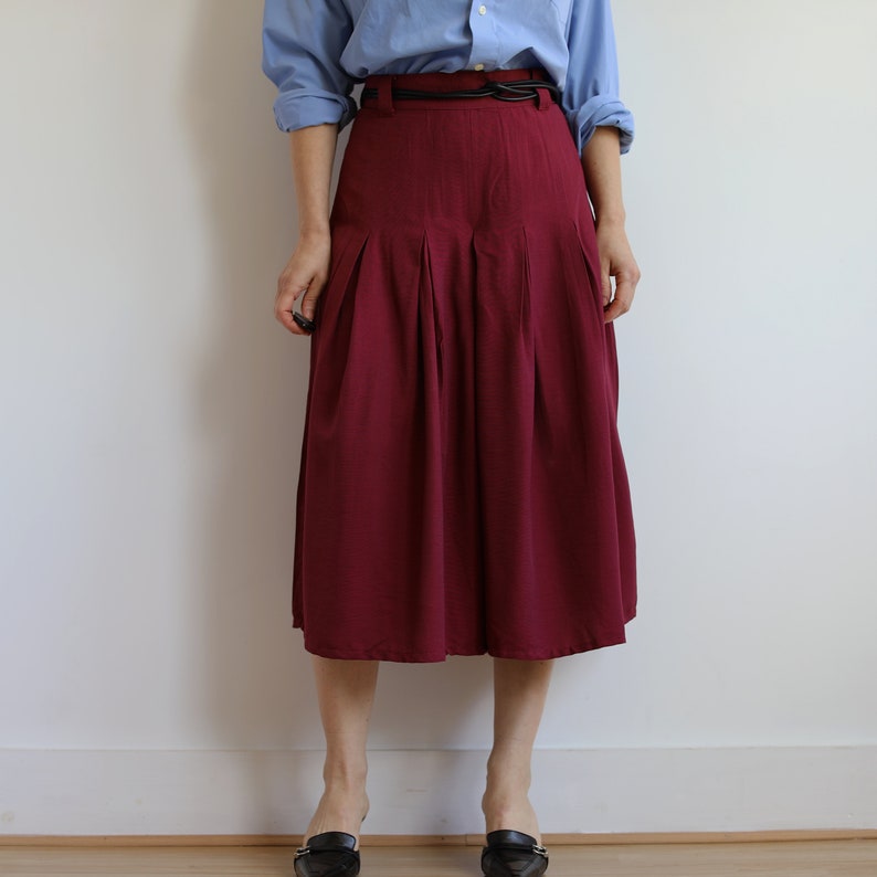 Vintage burgundy mid length skort. Originally womens size S / M. 90s era. image 8