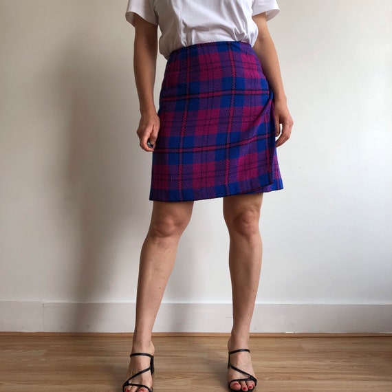 Vintage Check Pattern Mini Skirt. Originally Womens Size S M