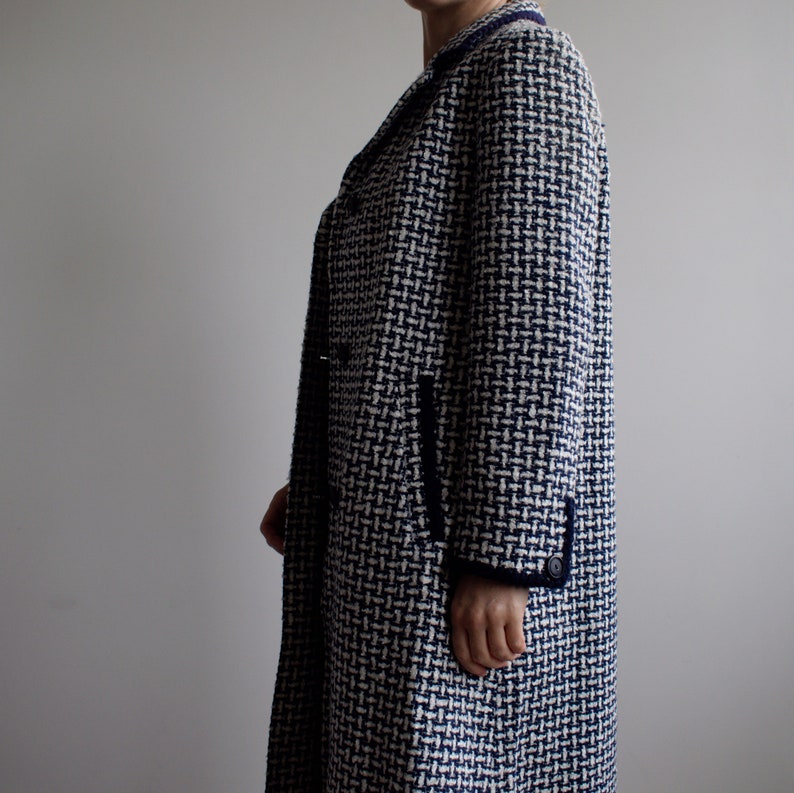manteau en tweed de laine vintage. À lorigine taille femme S. Années 90. image 5