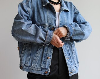 Vintage rare Diesel denim jacket. Originally women’s size M / L. Early 90’s era.