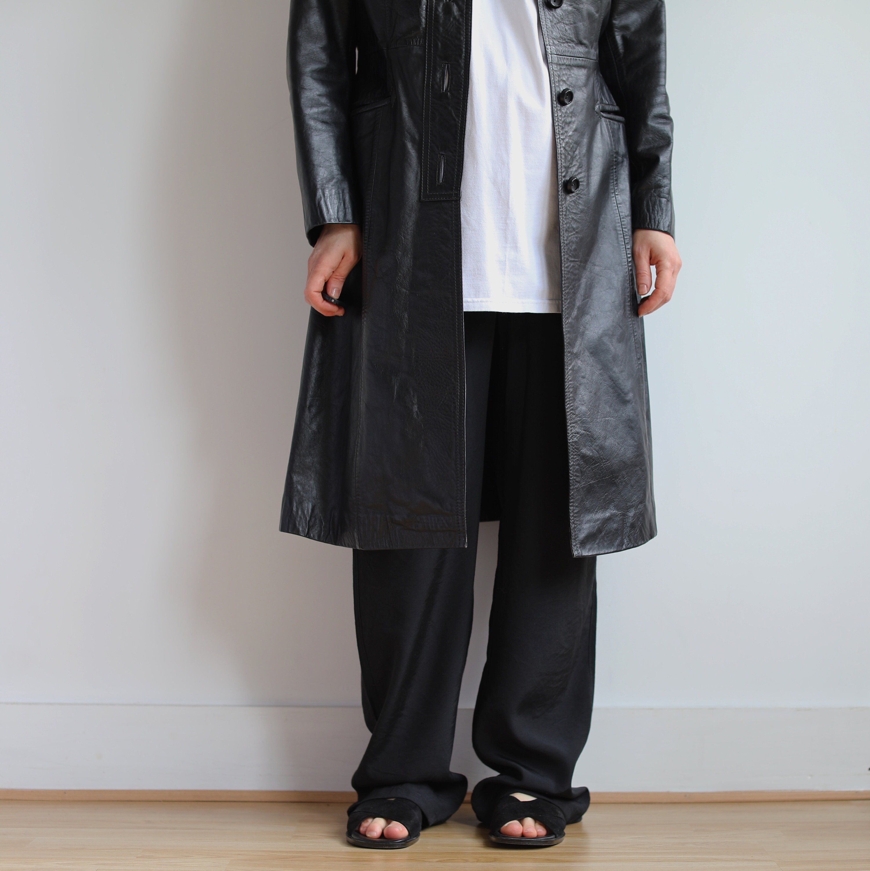 ジャケット・アウター vintage real leather long trench coat Vintage Black Leather Long Trench Coat. Originally Women's