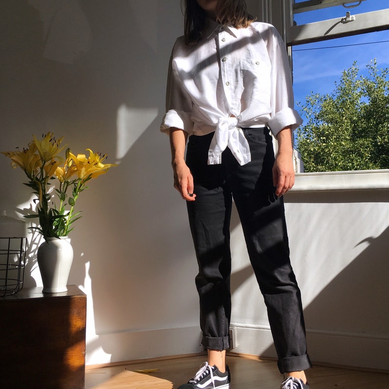 Men/'s size L Early 90/'s era. Vintage oversized white shirt Women/'s size up to XXL