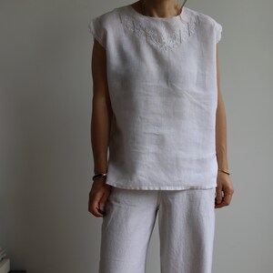 Vintage linen blouse / top. Originally women size M / L. 90s era. image 5