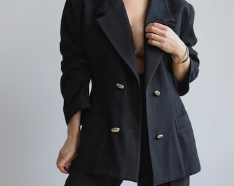 Vintage black wool blazer. Originally women’s size M / Small L. 90’s era.
