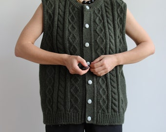 Vintage khaki green Aran jumper vest / cardigan. Originally women’s size L. 90’s era.