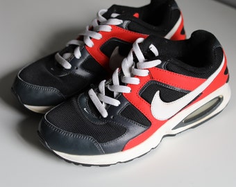 Scarpe da ginnastica vintage Nike Air nere/rosse. Taglia originale 37,5 / UK 4,5.