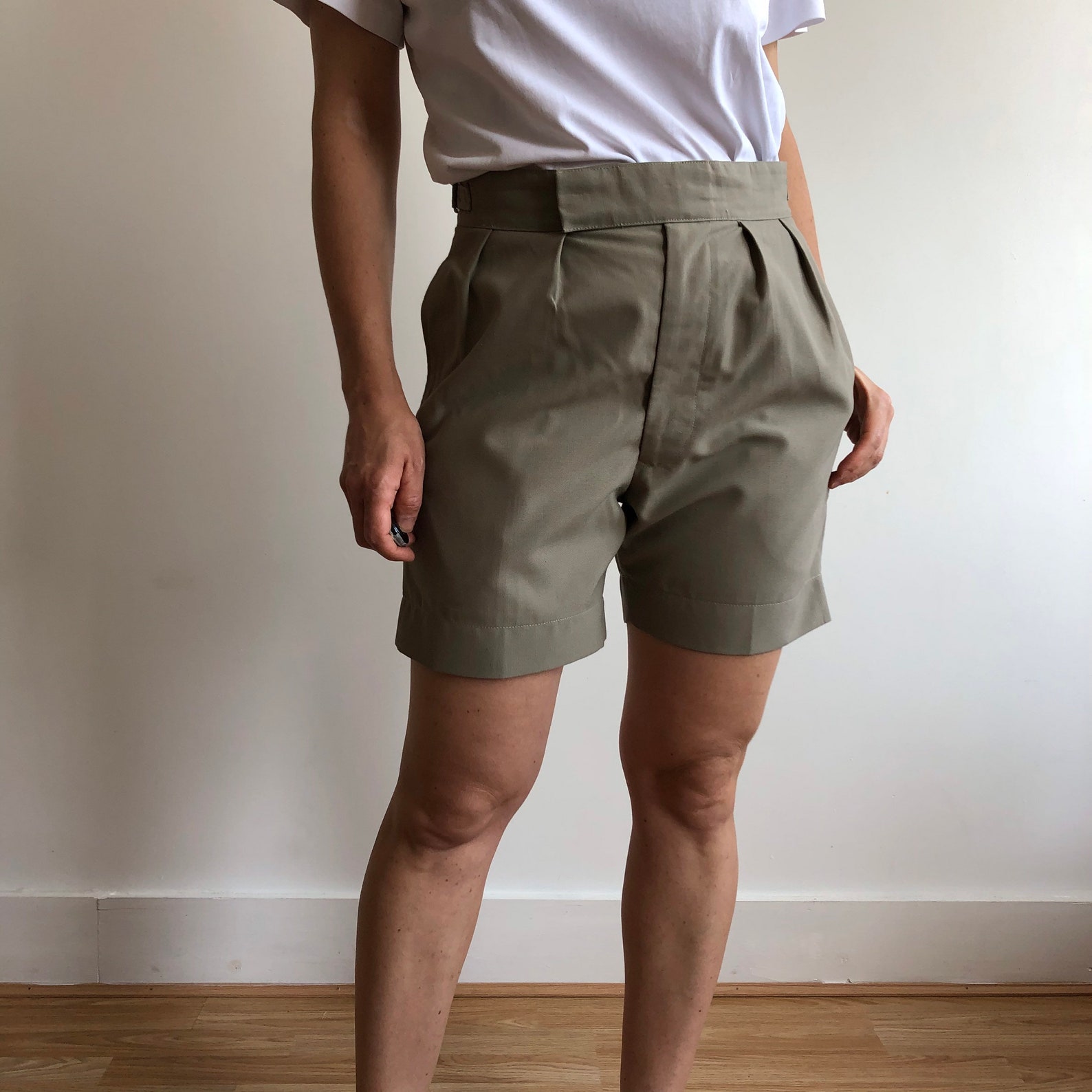 Vintage khaki summer shorts. Womens size M. 90s era. | Etsy