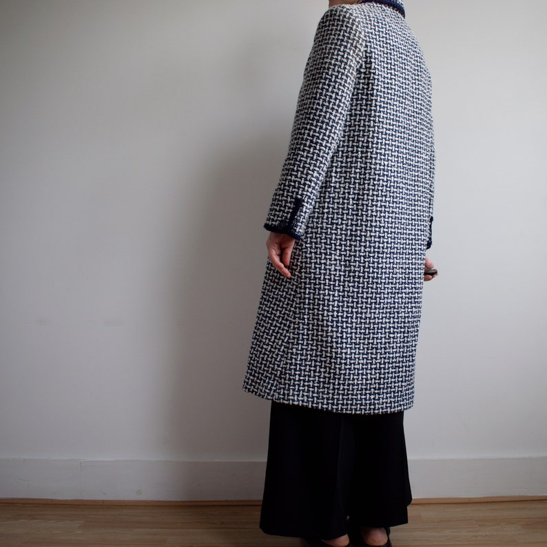 manteau en tweed de laine vintage. À lorigine taille femme S. Années 90. image 7