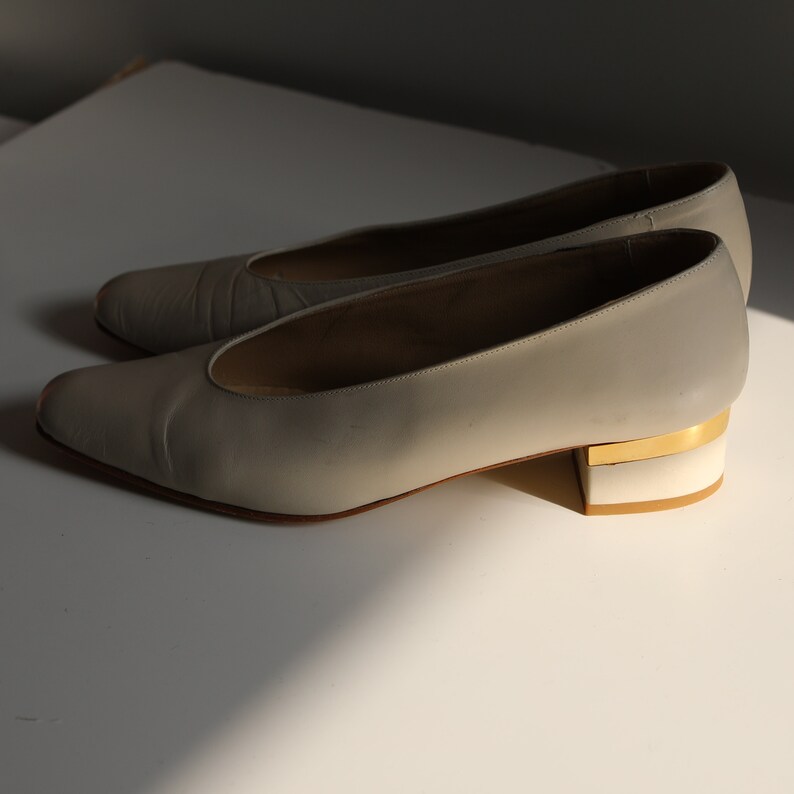 Rectangular Cut Heels Vintage Leather Beige Low Boxy Heel Pumps. Size 38 / UK 5. - Etsy