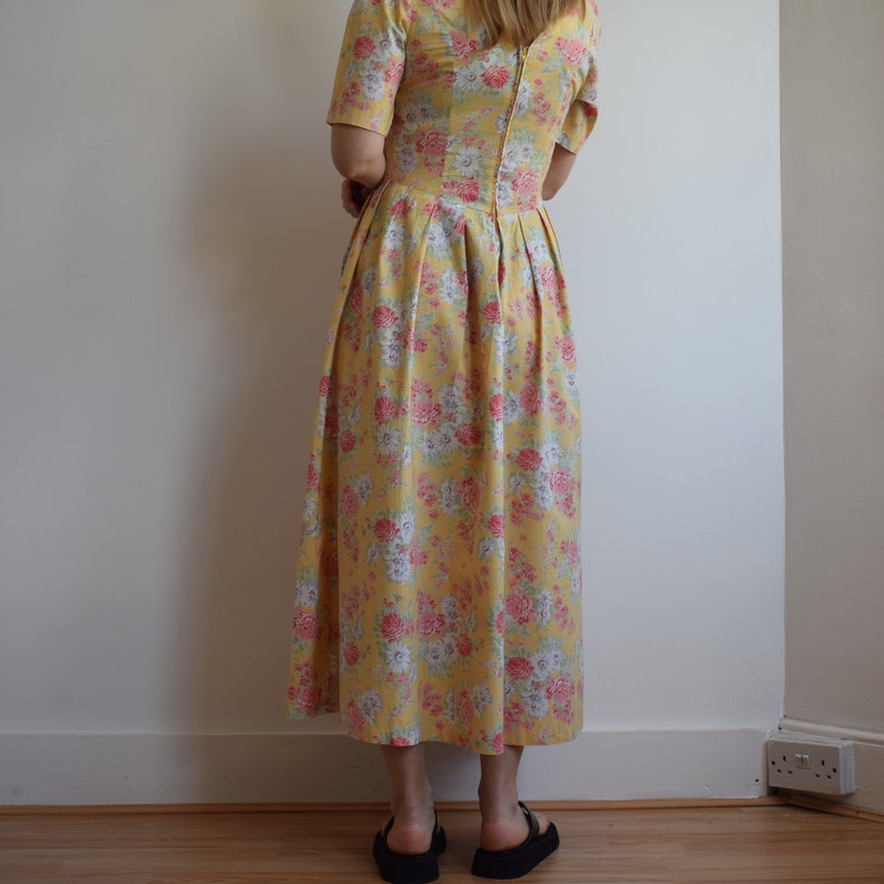 Vintage Laura Ashley summer cotton midi dress. Originally womens size S / M. Late 80s / early 90s era. image 8