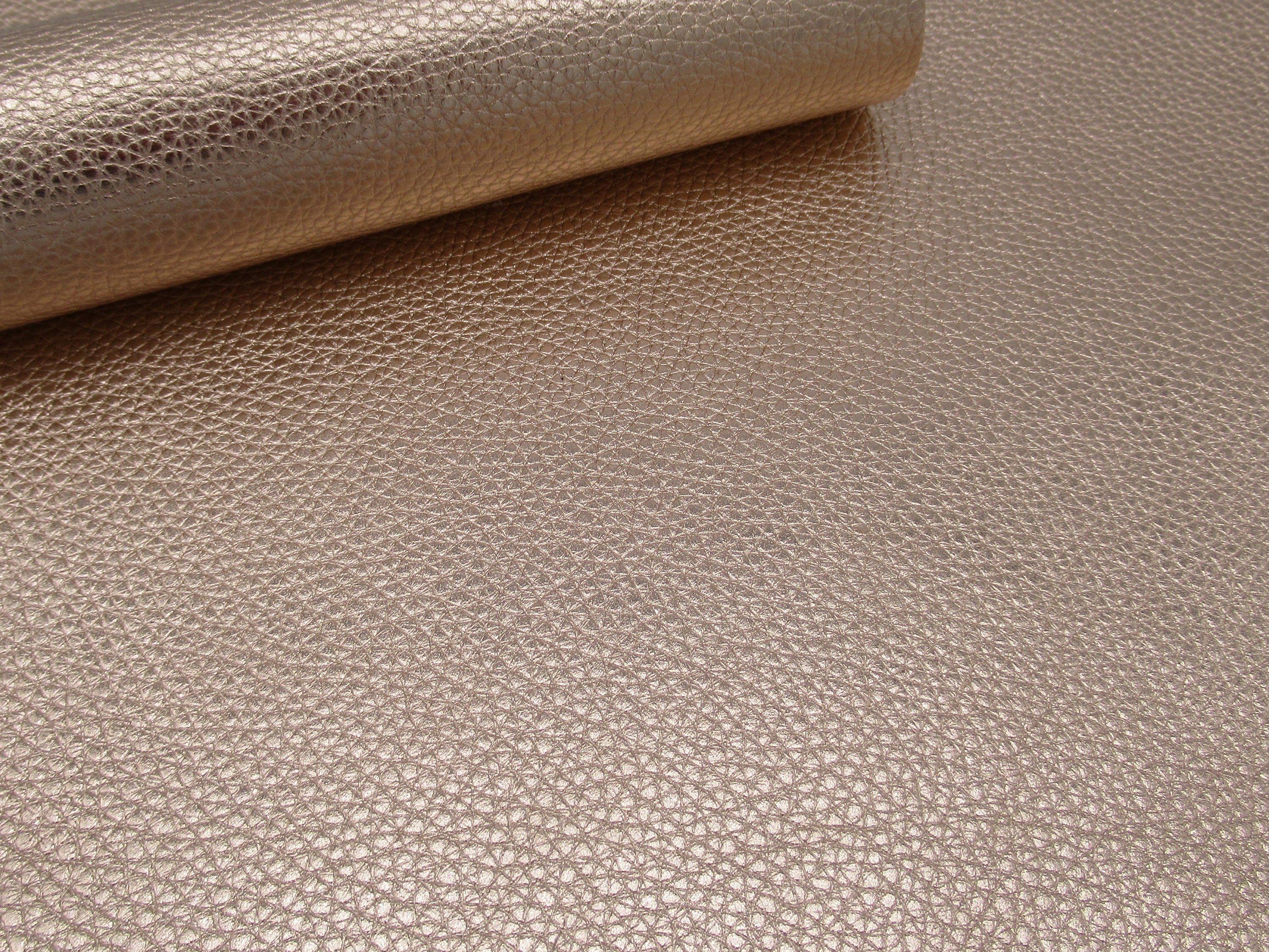 Metallic Rose Gold Pebble Grain Leather 3 oz-4 oz