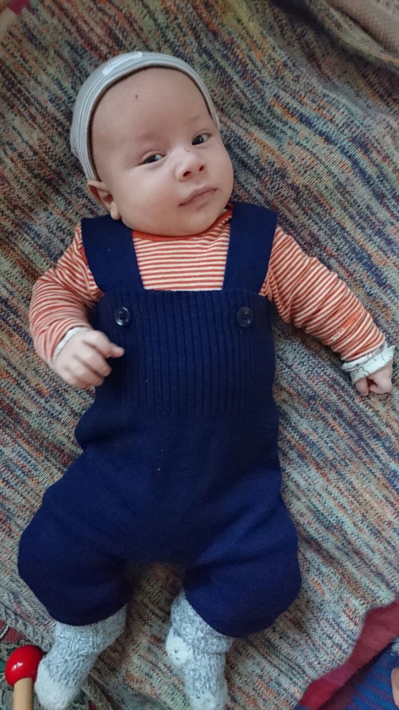 Cuddly knitted wool baby blanket