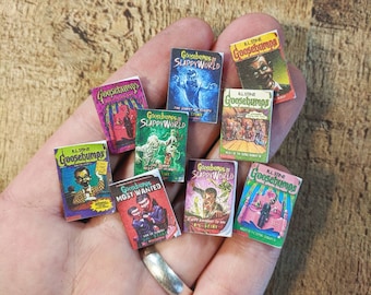 Miniature GOOSEBUMPS Books