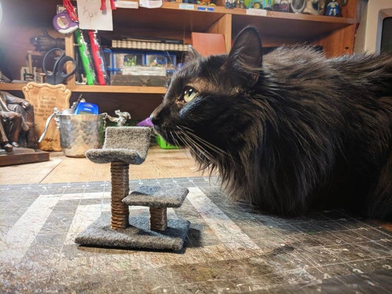 mini cat tree