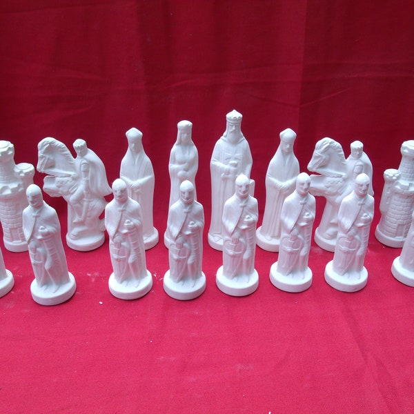 Chess Set Medieval Templars 32 pcs Bisque to Paint