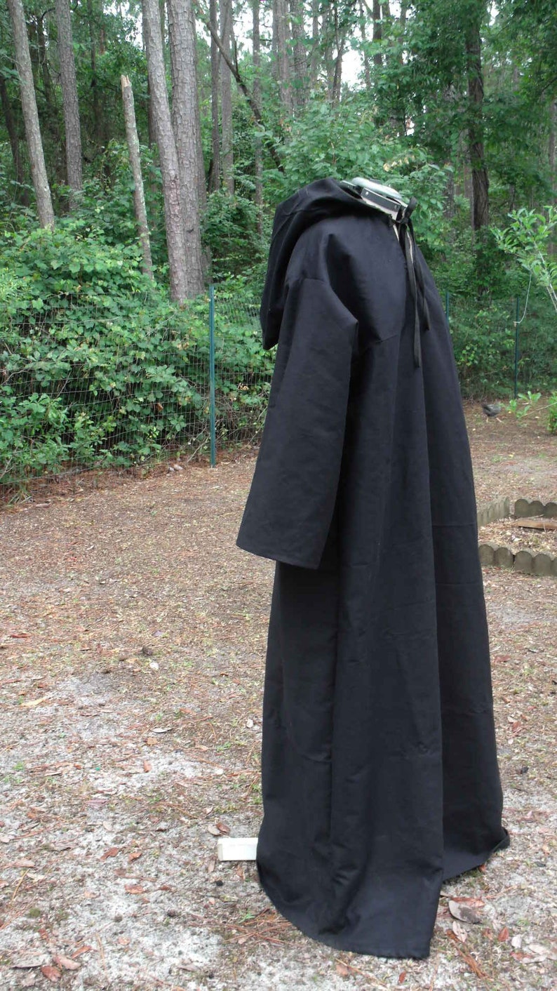 Hooded Robe in Black image 4