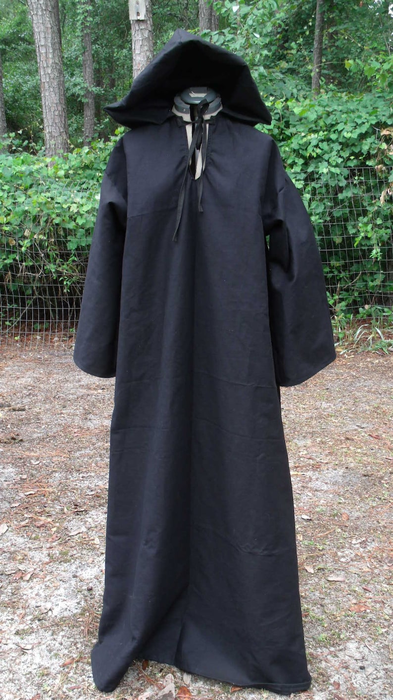 Hooded Robe in Black image 2