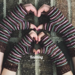 Clarity Fingerless Gloves KNITTING PATTERN
